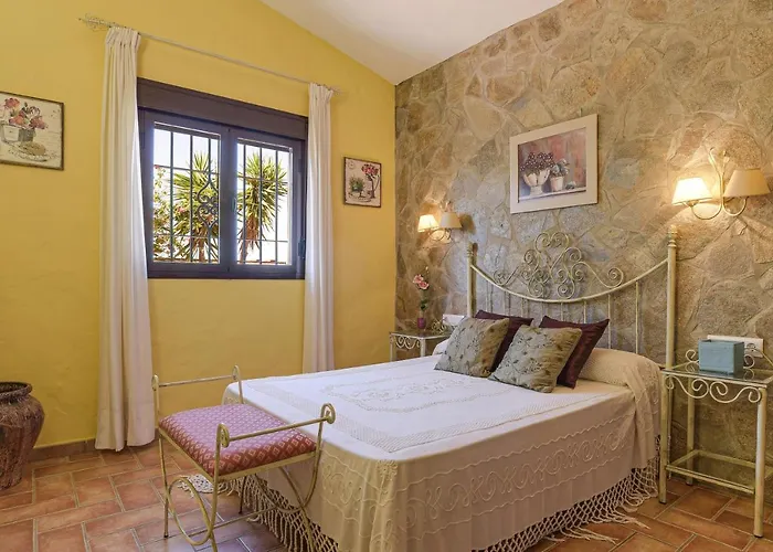 Su Ilusion Solo Familias * Коніль-де-ла-Фронтера